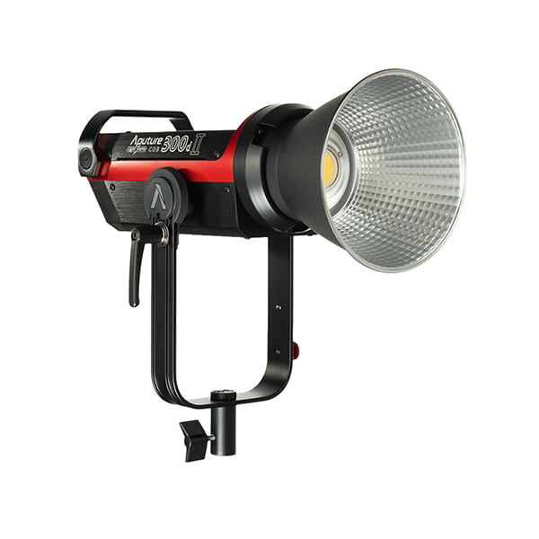aputure light storm c300d led light kit with v mount battery plate